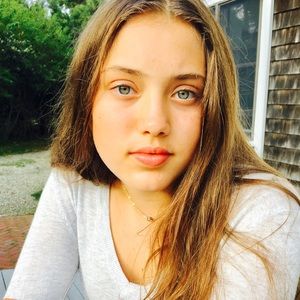 Meet your Posher, Ella